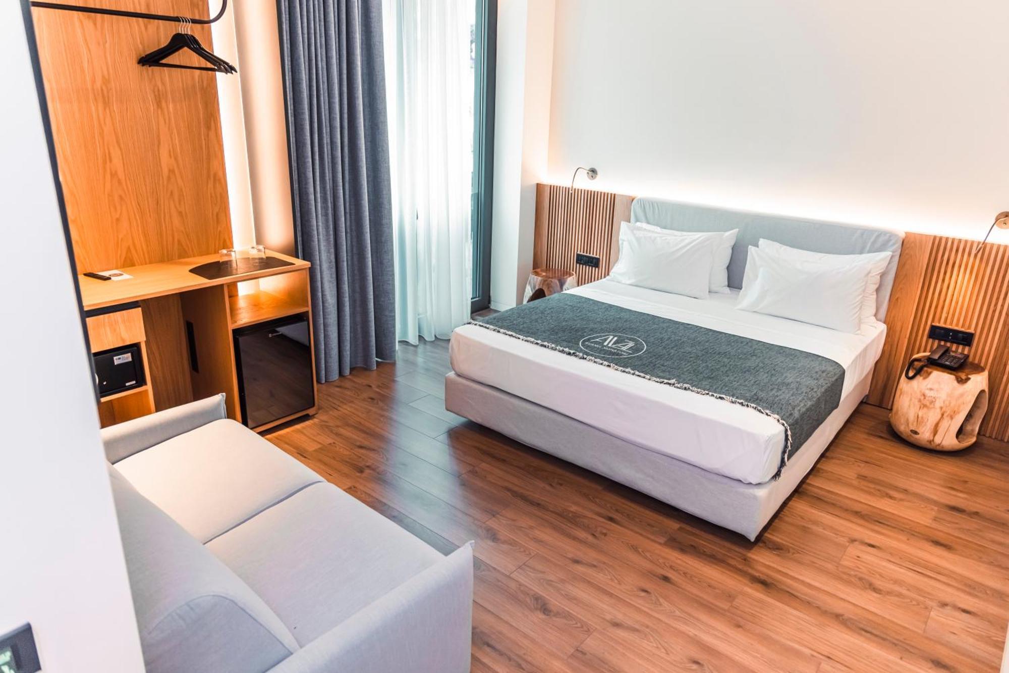 Avanel Signature 5* Sarandë